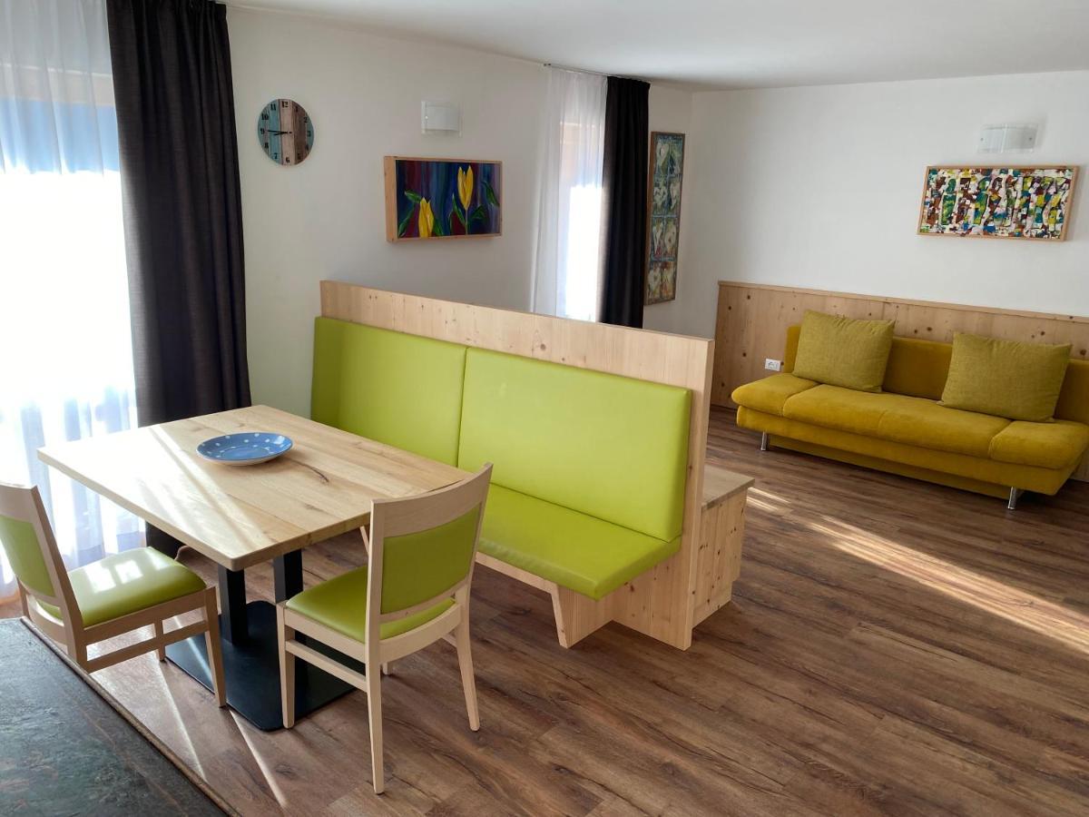 Brentwaldhof Appartements Cornedo all'Isarco Luaran gambar