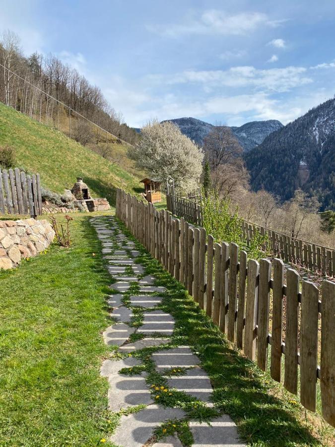 Brentwaldhof Appartements Cornedo all'Isarco Luaran gambar