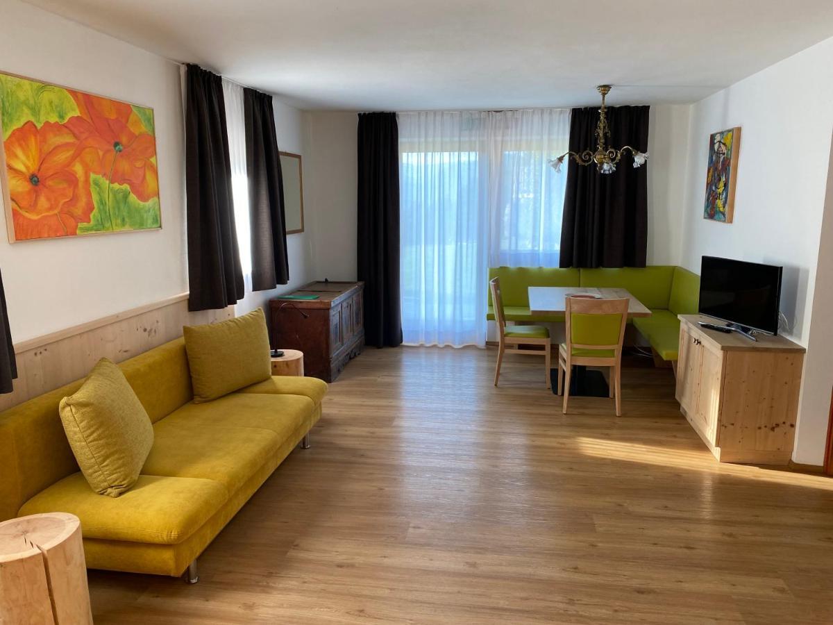 Brentwaldhof Appartements Cornedo all'Isarco Luaran gambar